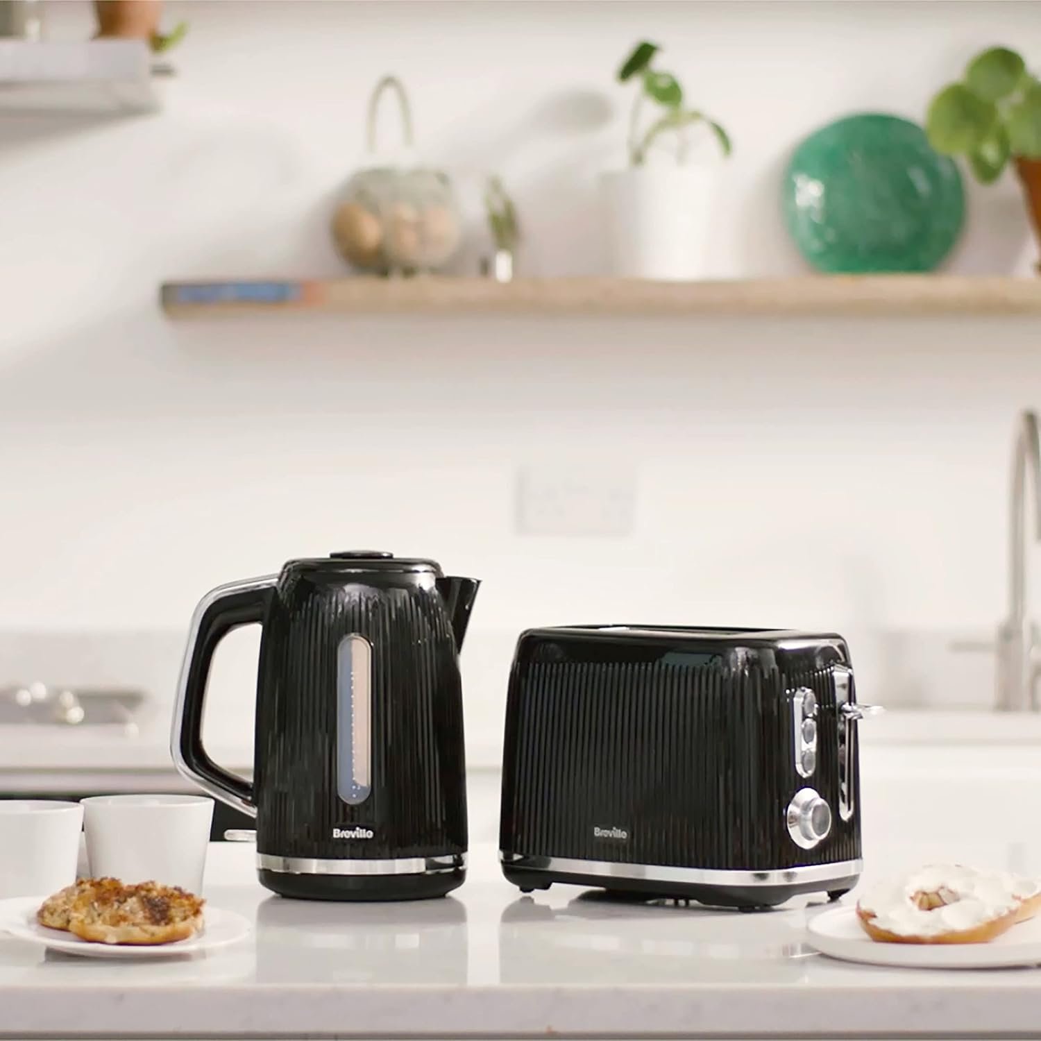 Breville Bold 2 Slice Toaster with High-Lift & Wide Slots - Image 7